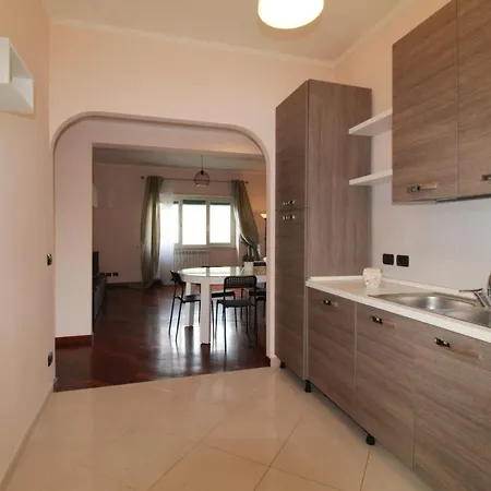 Via Gentiloni,40 Metro Jonio Apartamento